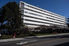 The frontside of Lions Gate Hospital in North Vancouver;